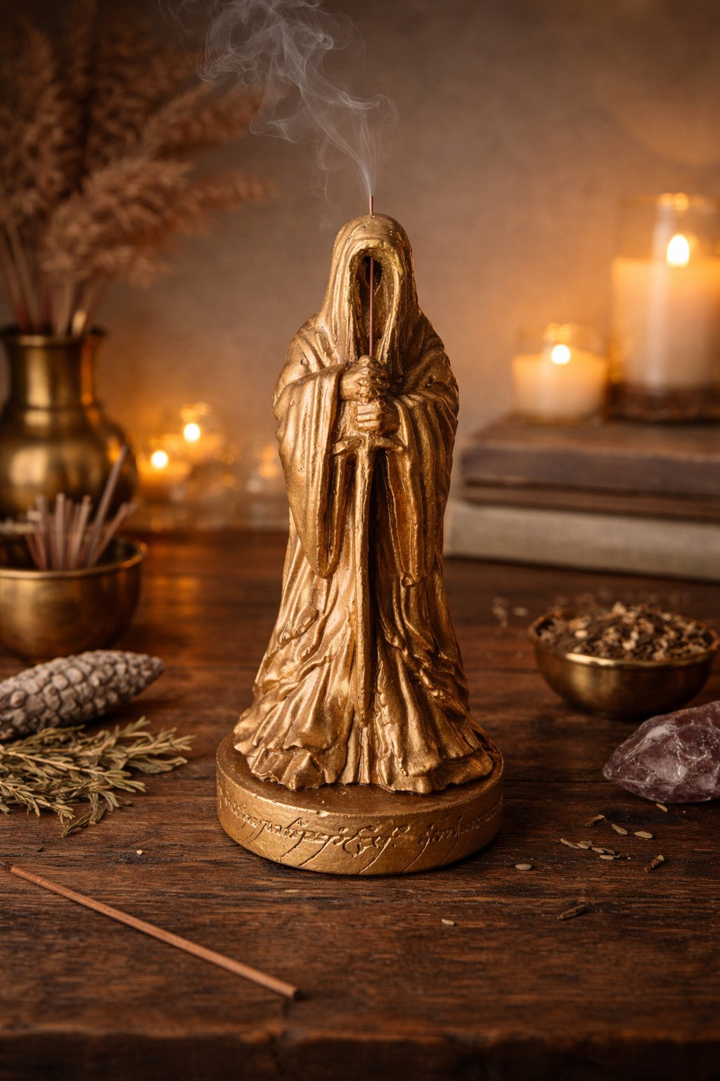 🕯️ Mistik Figürlü Alçı Tütsülük – Ritüel ve Atmosferin Buluşması