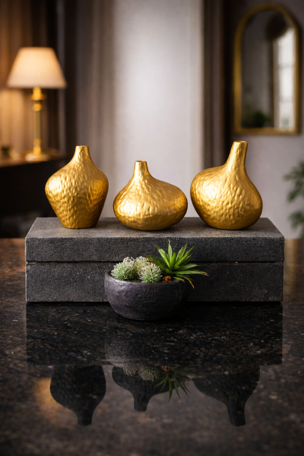 Forma Trio – El Yapımı Vazo Seti